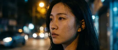 视频面部替换与发型轮廓微调